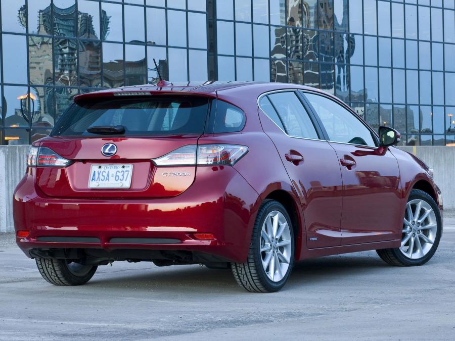  Lexus CT200h 2010 года  (US) (фото 27 из 30)